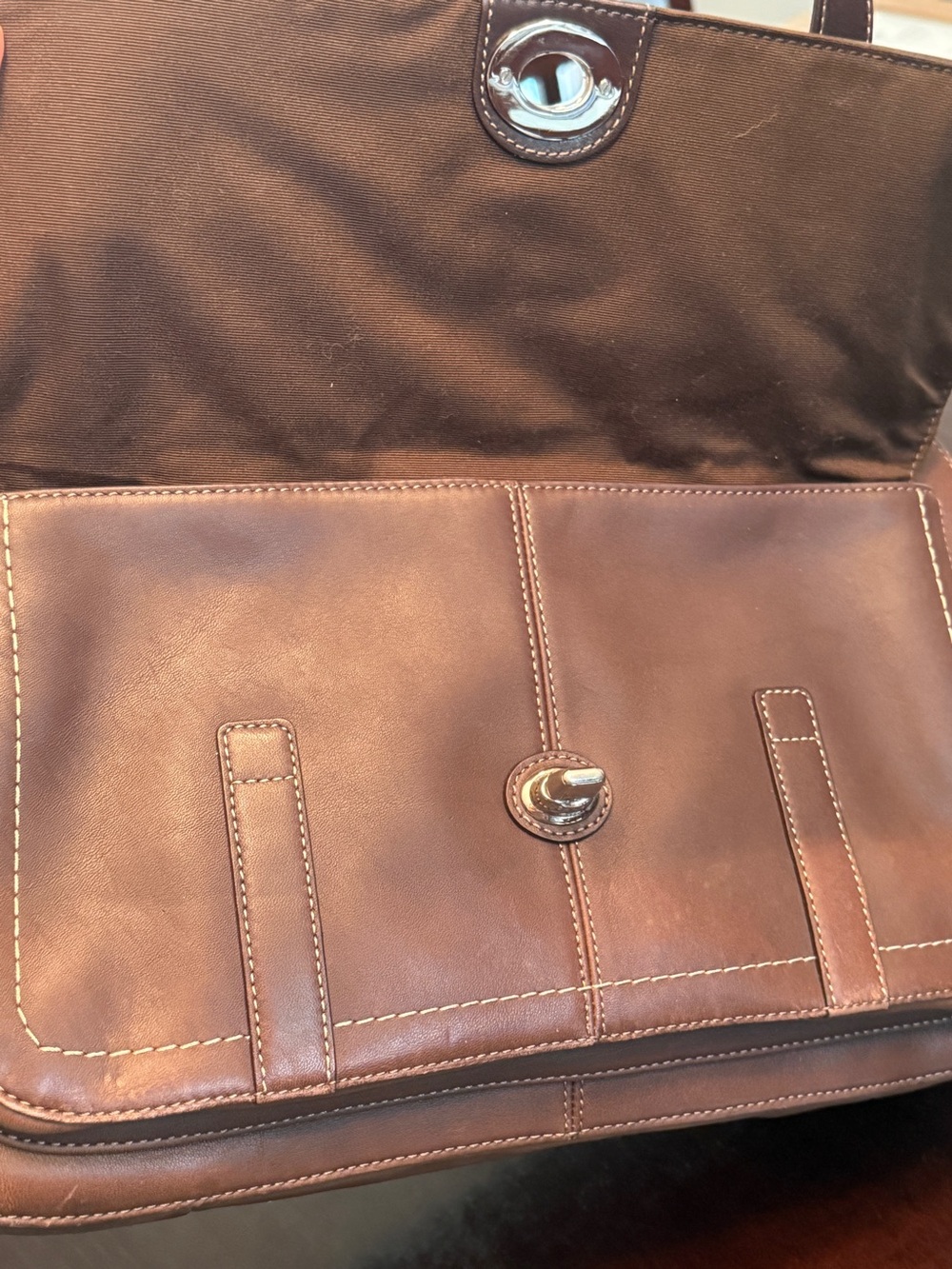 Coach Brown Leather Soho Hamptons Satchel Shoulder Bag/Weekender Bag F14017 - Picture 5 of 9
